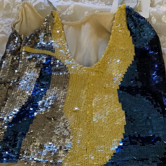 Sequined top - Picture 3 of 6